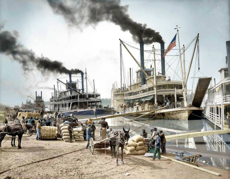 Steamboat on Mississippi River 1907 colorized